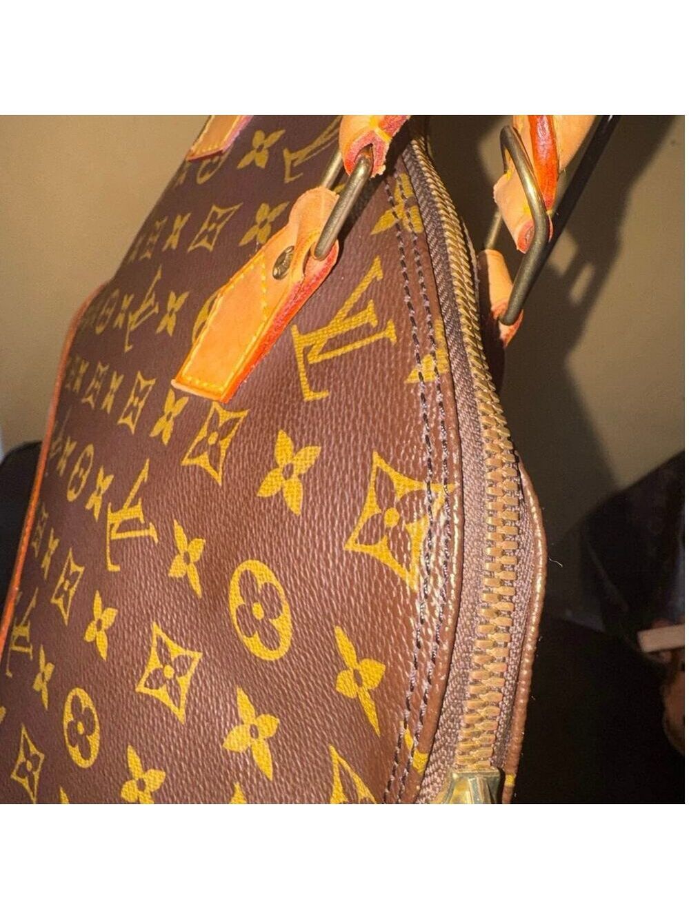 Louis Vuitton Alma PM Monogram Satchel #300 lock and key, Dust Bag - Picture 15 of 15
